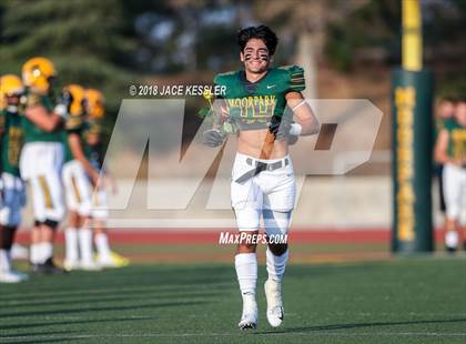 Thumbnail 1 in Burbank @ Moorpark photogallery.