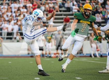 Thumbnail 1 in Burbank @ Moorpark photogallery.