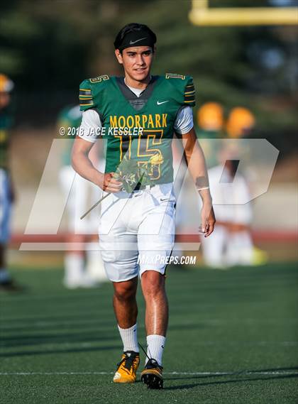 Thumbnail 1 in Burbank @ Moorpark photogallery.