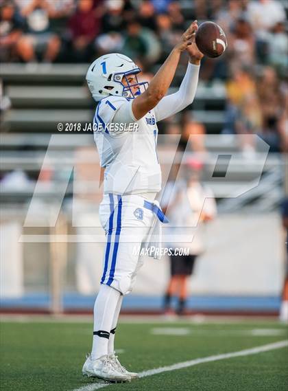 Thumbnail 2 in Burbank @ Moorpark photogallery.
