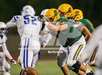 Thumbnail 2 in Burbank @ Moorpark photogallery.
