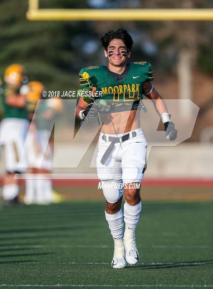 Thumbnail 2 in Burbank @ Moorpark photogallery.