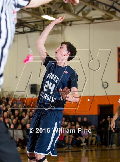 Thumbnail 2 in Middletown vs. Burke Catholic (Section 9 Class AA Final) photogallery.