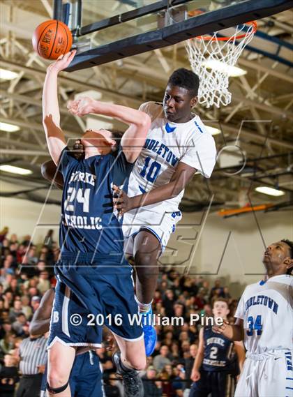 Thumbnail 3 in Middletown vs. Burke Catholic (Section 9 Class AA Final) photogallery.