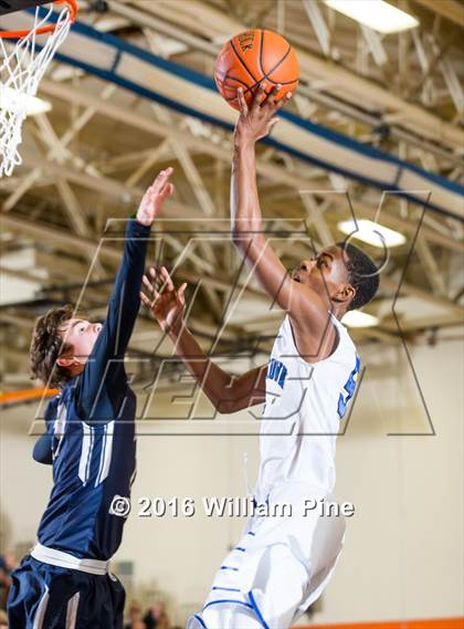 Thumbnail 2 in Middletown vs. Burke Catholic (Section 9 Class AA Final) photogallery.