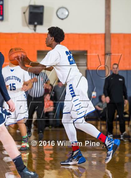 Thumbnail 2 in Middletown vs. Burke Catholic (Section 9 Class AA Final) photogallery.