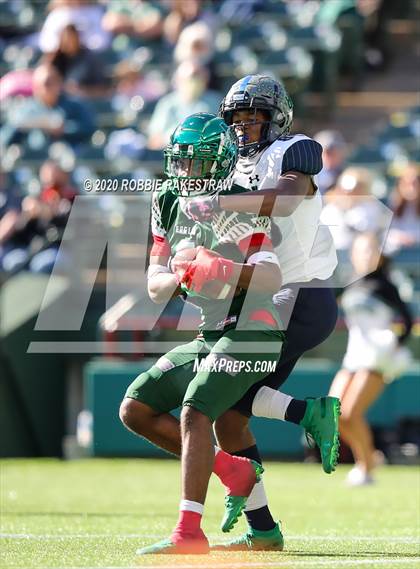 Thumbnail 3 in V.R. Eaton vs. Prosper (UIL 6A Division II Region Playoff) photogallery.