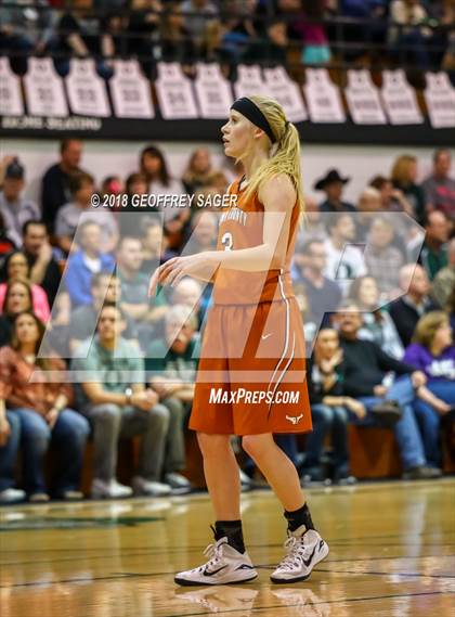 Thumbnail 2 in Kiowa County vs. Central Plains (KSHSAA 2A Playoff) photogallery.