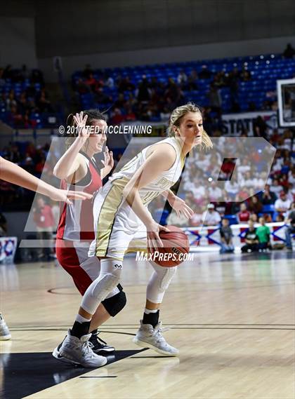 Thumbnail 3 in Pottsville vs. Pocahontas (AAA 4A Final) photogallery.