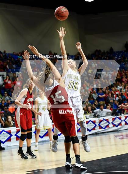 Thumbnail 2 in Pottsville vs. Pocahontas (AAA 4A Final) photogallery.
