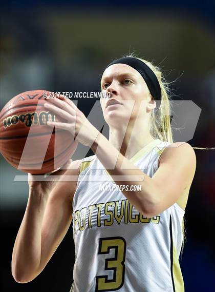 Thumbnail 2 in Pottsville vs. Pocahontas (AAA 4A Final) photogallery.