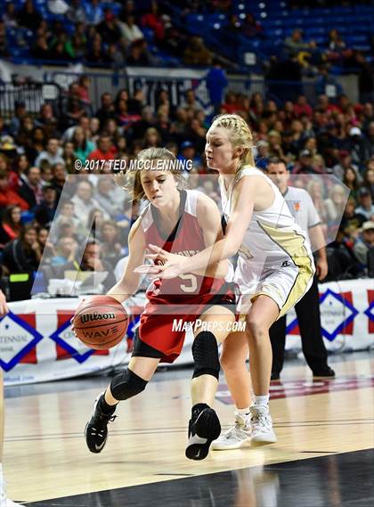 Thumbnail 2 in Pottsville vs. Pocahontas (AAA 4A Final) photogallery.