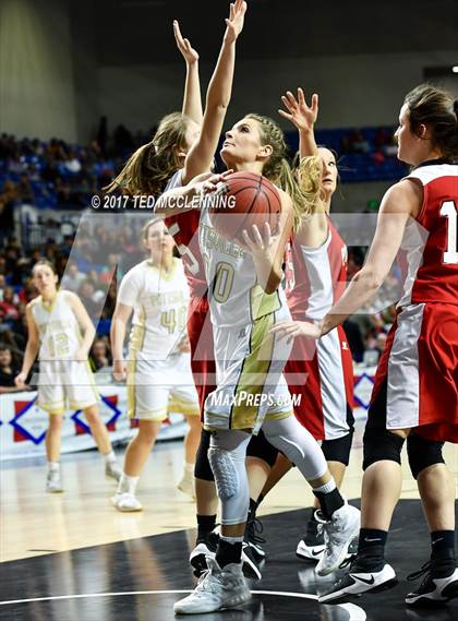 Thumbnail 2 in Pottsville vs. Pocahontas (AAA 4A Final) photogallery.