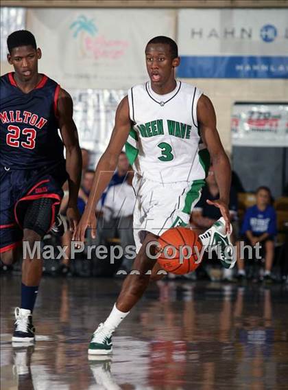 Thumbnail 2 in Fort Myers vs Milton (City of Palms Classic) photogallery.