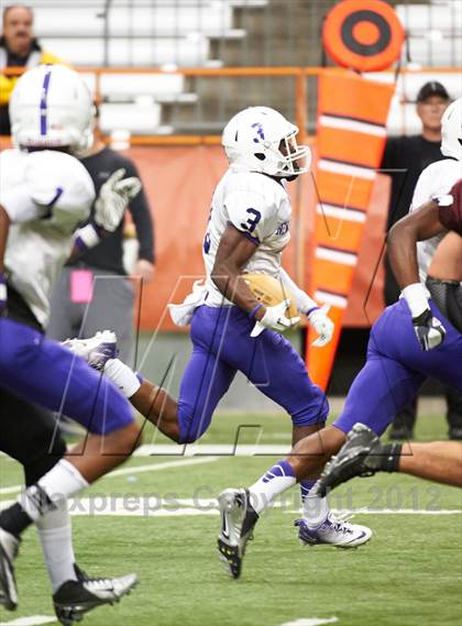 Thumbnail 1 in Orchard Park vs. New Rochelle (NYSPHSAA Class AA Final) photogallery.