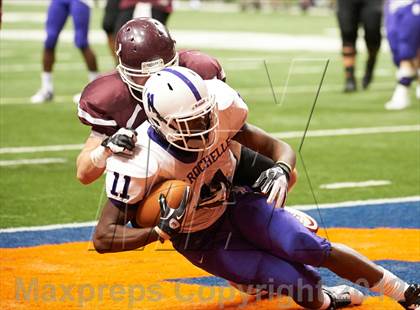 Thumbnail 2 in Orchard Park vs. New Rochelle (NYSPHSAA Class AA Final) photogallery.