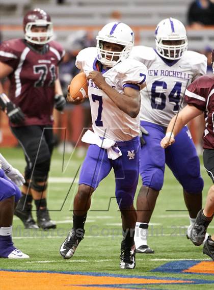 Thumbnail 2 in Orchard Park vs. New Rochelle (NYSPHSAA Class AA Final) photogallery.