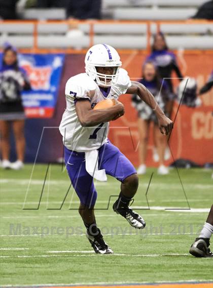 Thumbnail 3 in Orchard Park vs. New Rochelle (NYSPHSAA Class AA Final) photogallery.