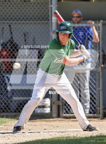 Thumbnail 3 in Tahanto Regional vs. Hopedale (MIAA Division 4 Central Final) photogallery.
