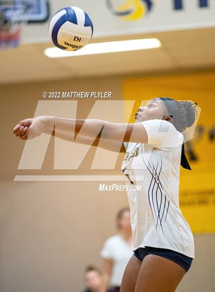 Thumbnail 3 in Greenfield @ Northwood Temple Academy photogallery.