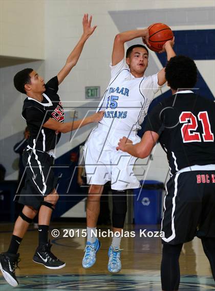 Thumbnail 3 in Buckley vs. Sylmar photogallery.