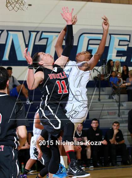 Thumbnail 2 in Buckley vs. Sylmar photogallery.
