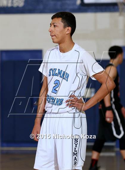 Thumbnail 1 in Buckley vs. Sylmar photogallery.