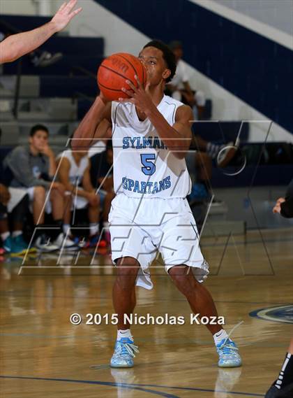 Thumbnail 2 in Buckley vs. Sylmar photogallery.