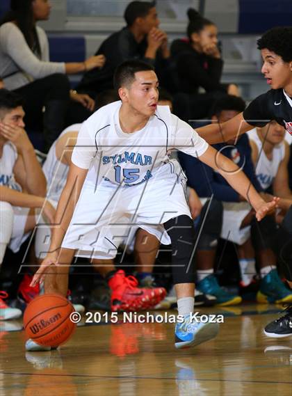 Thumbnail 1 in Buckley vs. Sylmar photogallery.