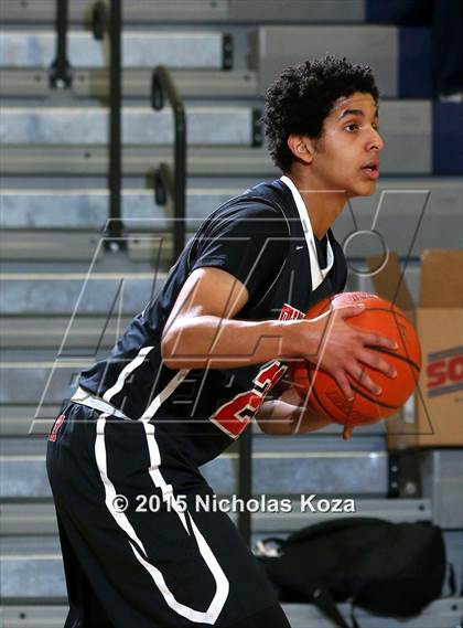 Thumbnail 2 in Buckley vs. Sylmar photogallery.