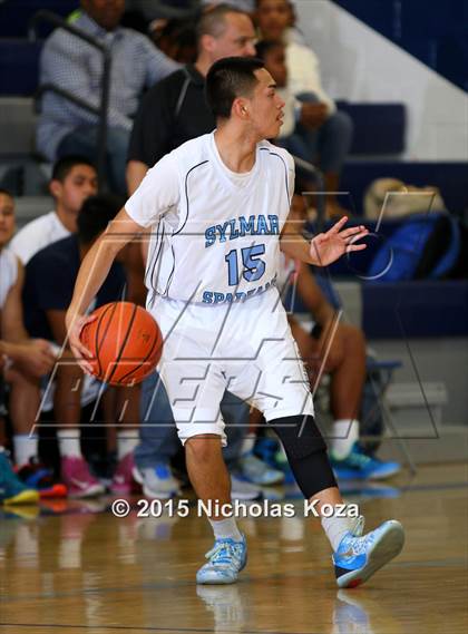 Thumbnail 2 in Buckley vs. Sylmar photogallery.