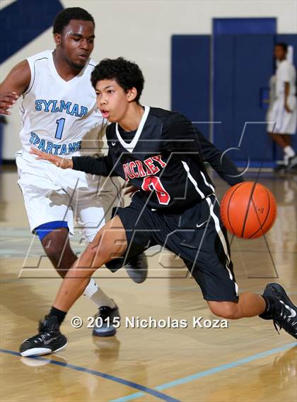 Thumbnail 1 in Buckley vs. Sylmar photogallery.