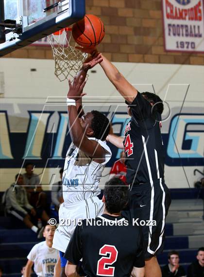 Thumbnail 1 in Buckley vs. Sylmar photogallery.