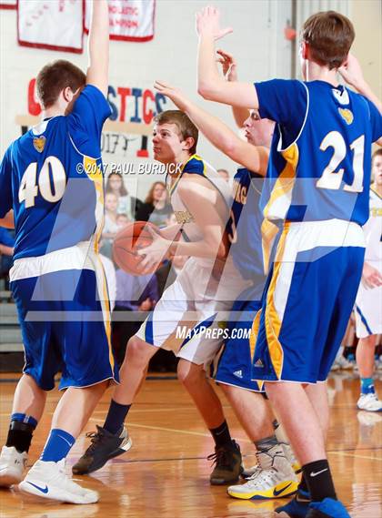 Thumbnail 3 in Johnsonburg vs. Otto-Eldred (District IX Class A Semifinal) photogallery.