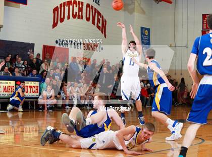 Thumbnail 1 in Johnsonburg vs. Otto-Eldred (District IX Class A Semifinal) photogallery.