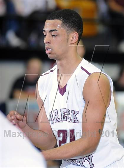 Thumbnail 1 in Muhlenberg County vs Breckinridge County (KHSAA 3rd Region Tournament) photogallery.