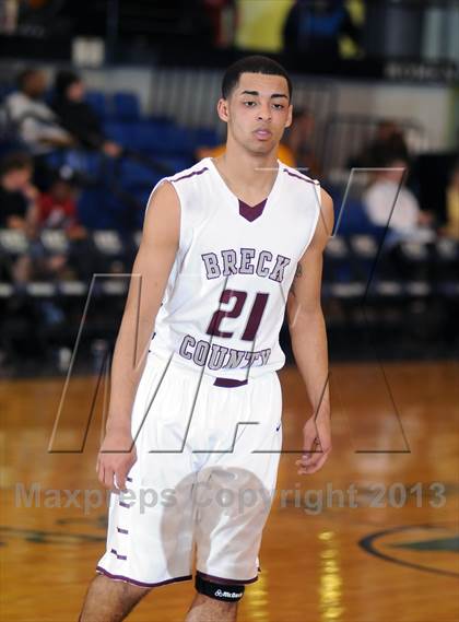 Thumbnail 1 in Muhlenberg County vs Breckinridge County (KHSAA 3rd Region Tournament) photogallery.