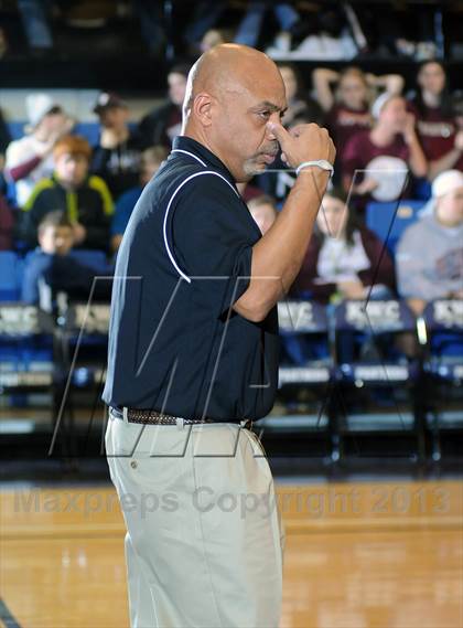 Thumbnail 1 in Muhlenberg County vs Breckinridge County (KHSAA 3rd Region Tournament) photogallery.