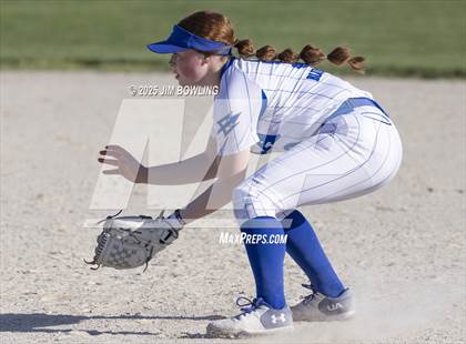 Thumbnail 2 in Bismarck-Henning/Rossville-Alvin @ Salt Fork photogallery.