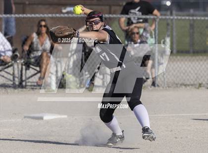 Thumbnail 3 in Bismarck-Henning/Rossville-Alvin @ Salt Fork photogallery.