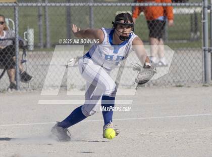 Thumbnail 3 in Bismarck-Henning/Rossville-Alvin @ Salt Fork photogallery.