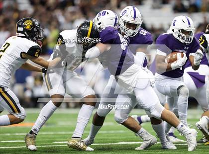 Thumbnail 3 in New Rochelle vs. McQuaid Jesuit (NYSPHSAA Class AA Championship) photogallery.