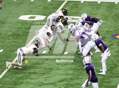 Thumbnail 3 in New Rochelle vs. McQuaid Jesuit (NYSPHSAA Class AA Championship) photogallery.