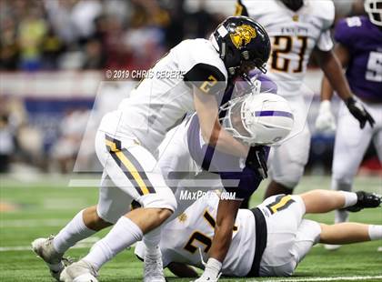 Thumbnail 3 in New Rochelle vs. McQuaid Jesuit (NYSPHSAA Class AA Championship) photogallery.
