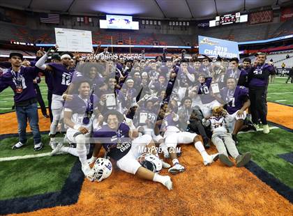 Thumbnail 3 in New Rochelle vs. McQuaid Jesuit (NYSPHSAA Class AA Championship) photogallery.