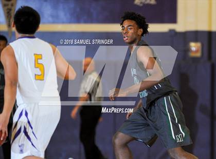 Thumbnail 2 in Moreau Catholic @ Kennedy photogallery.