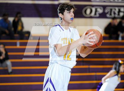 Thumbnail 3 in Moreau Catholic @ Kennedy photogallery.