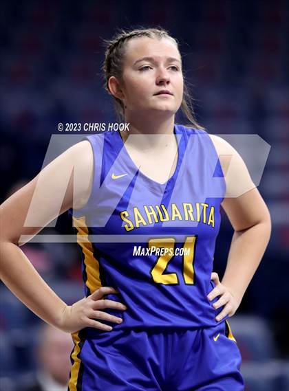 Thumbnail 2 in Sahuarita vs Amphitheater (MLK Basketball Classic) photogallery.