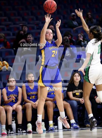 Thumbnail 1 in Sahuarita vs Amphitheater (MLK Basketball Classic) photogallery.
