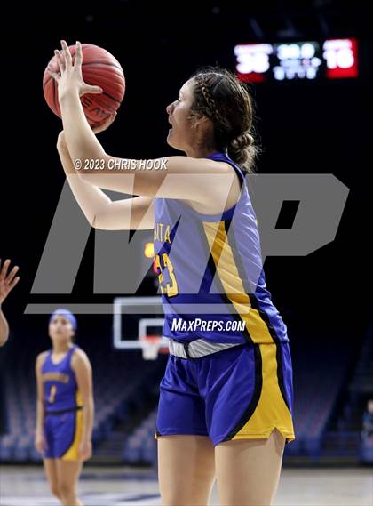 Thumbnail 2 in Sahuarita vs Amphitheater (MLK Basketball Classic) photogallery.
